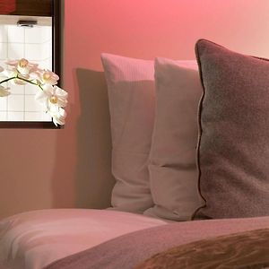 Classic Queen Room